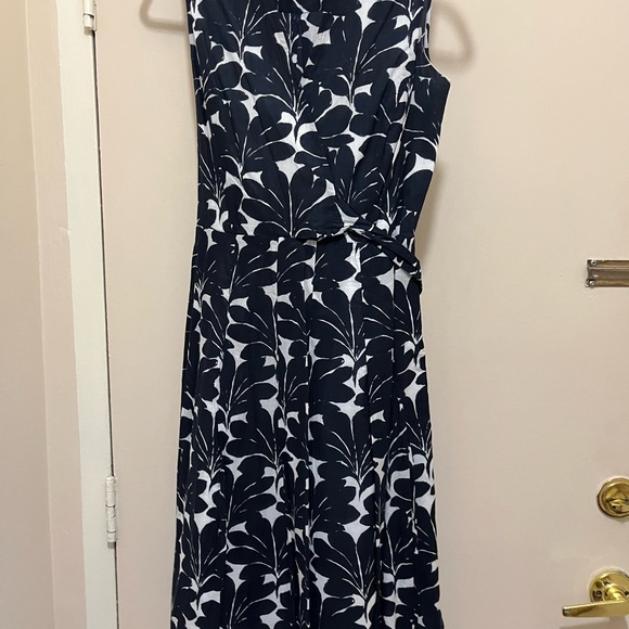 Ivanka Trump stylish summer dress . Size 8 - Picture 5 of 5